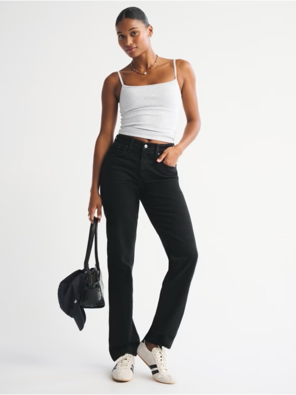 NWOT Abercrombie & Fitch Black Mid-Rise Curve Love 90s Straight Jeans